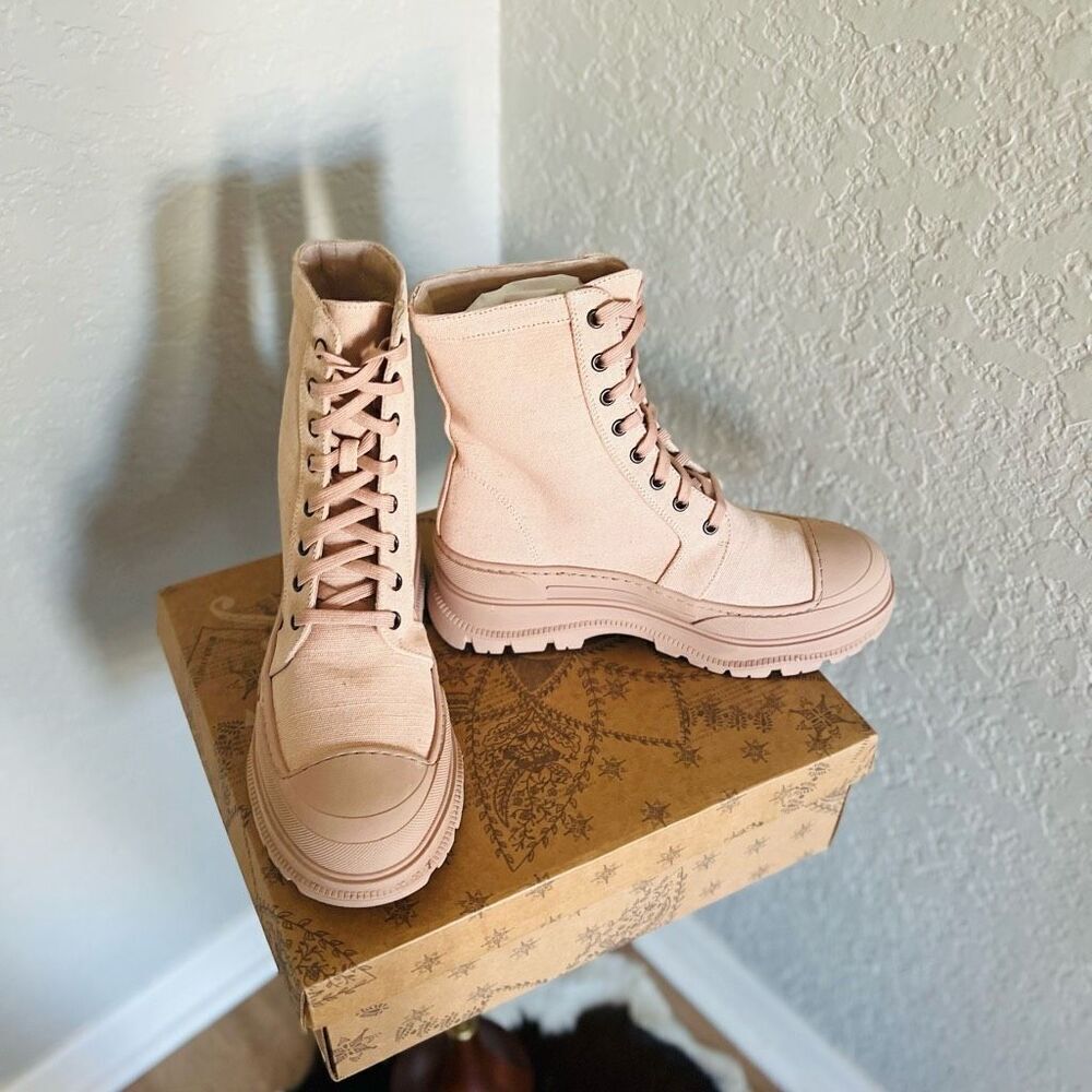 FREE PEOPLE Camp Out Canvas‎ Combat Boot, Natural, Tan/Pink, Size 8, NWT - Picture 12 of 16